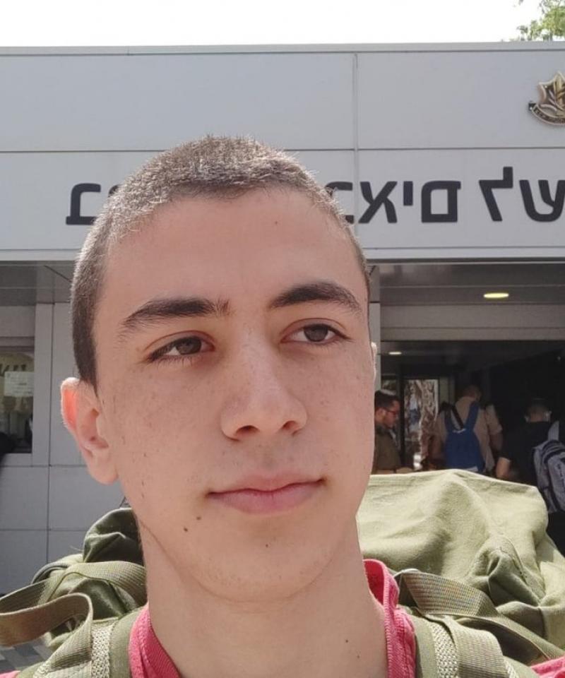 Eran Aviv in front of the military recruitment centre